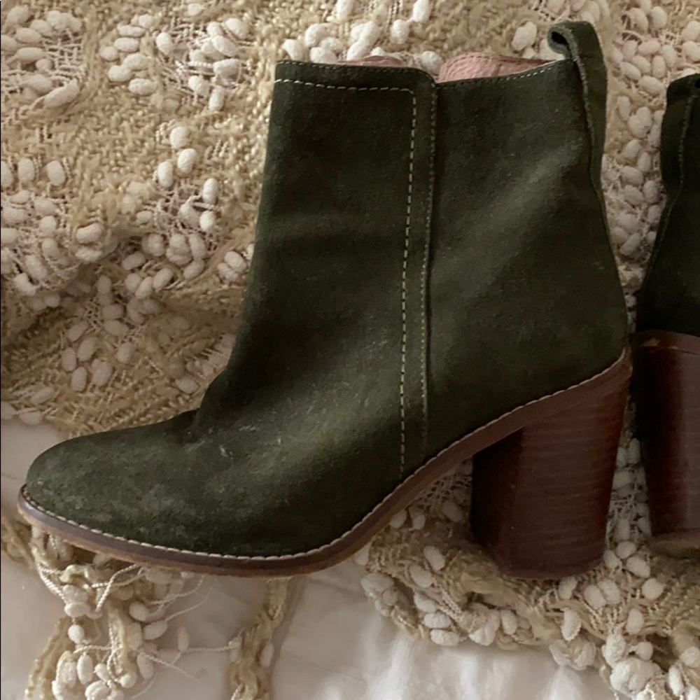 SEYCHELLES HEELED BOOTS